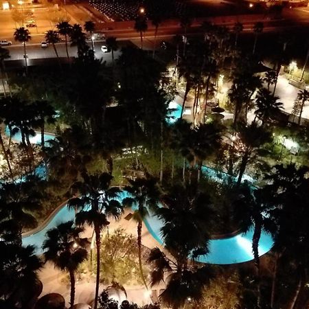 Suites At Tahiti Village Resort And Spa-No Resort Fee 라스베이거스 외부 사진