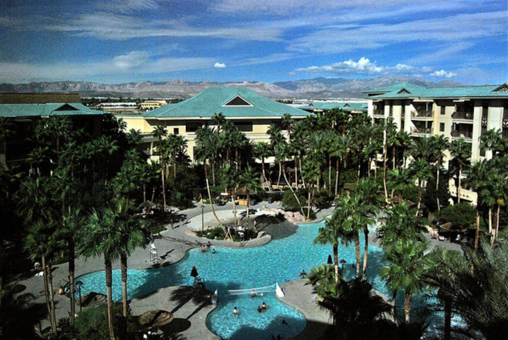 Suites At Tahiti Village Resort And Spa-No Resort Fee 라스베이거스 외부 사진