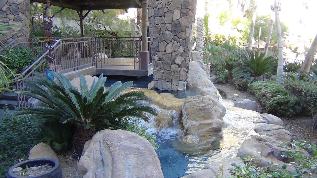 Suites At Tahiti Village Resort And Spa-No Resort Fee 라스베이거스 외부 사진