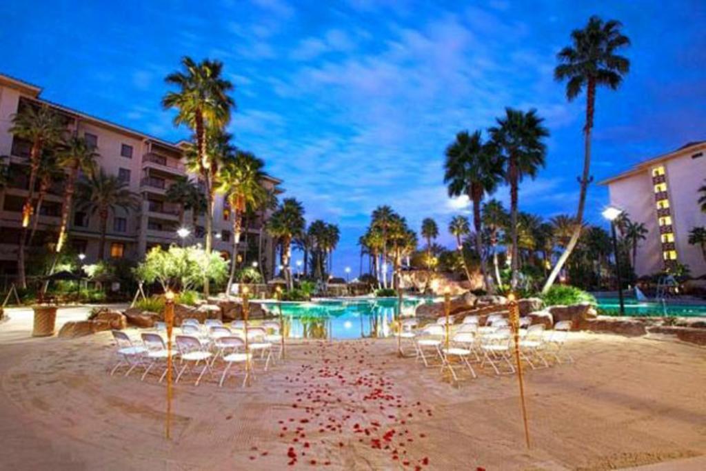 Suites At Tahiti Village Resort And Spa-No Resort Fee 라스베이거스 외부 사진