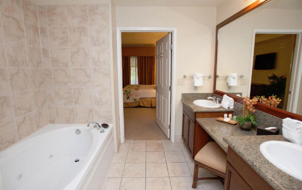 Suites At Tahiti Village Resort And Spa-No Resort Fee 라스베이거스 외부 사진